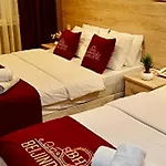 The Beijing Vv & Bistro מלון